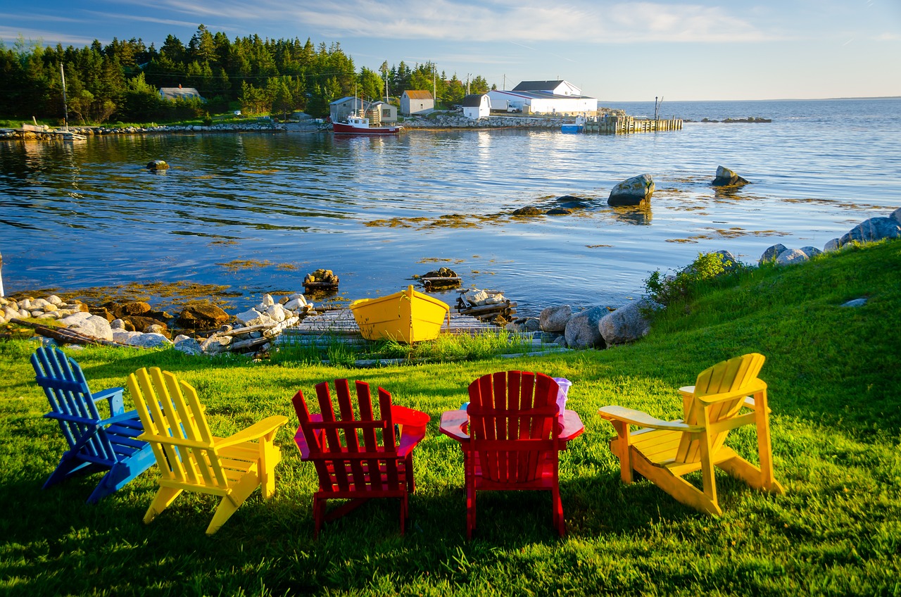 5 Days Coastal Hiking in Newfoundland